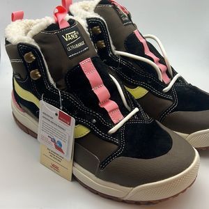 Vans Ultra Range MTE / Exo Hi NWT- women 9 / men 7.5